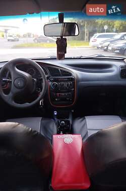 Седан Daewoo Lanos 2002 в 