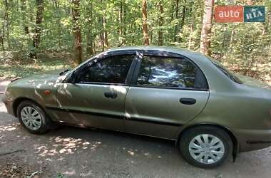 Седан Daewoo Lanos 2004 в Знаменке