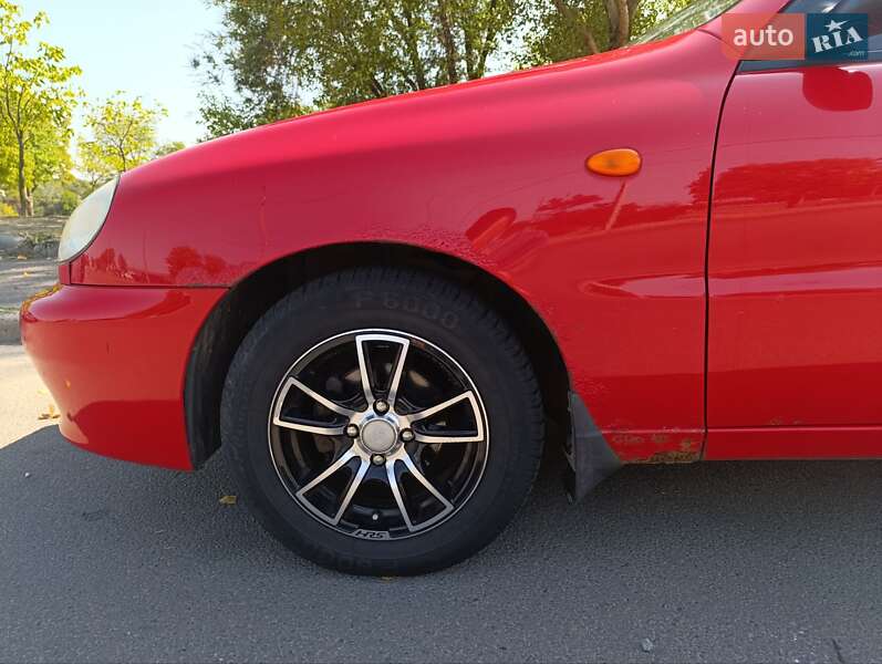 Седан Daewoo Lanos 2008 в Днепре