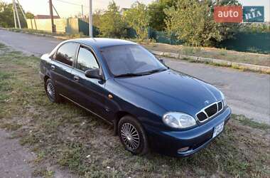 Седан Daewoo Lanos 1998 в 