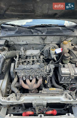 Седан Daewoo Lanos 2004 в 
