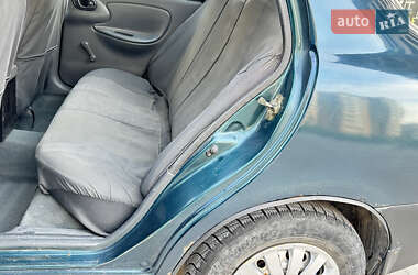 Седан Daewoo Lanos 1998 в 