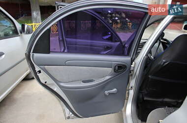 Седан Daewoo Lanos 2009 в 