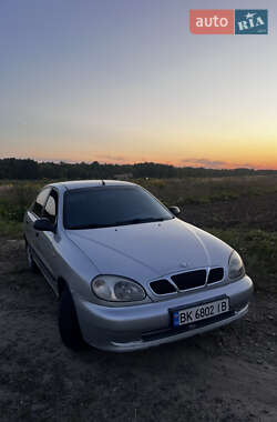 Седан Daewoo Lanos 2004 в Бродах