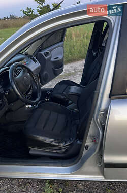 Седан Daewoo Lanos 2004 в 