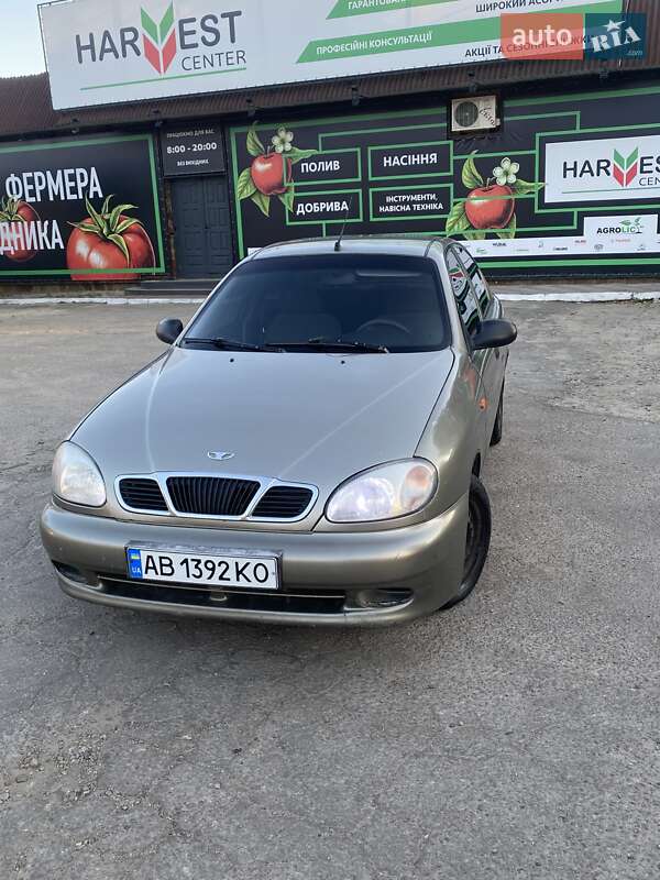 Седан Daewoo Lanos 2004 в 