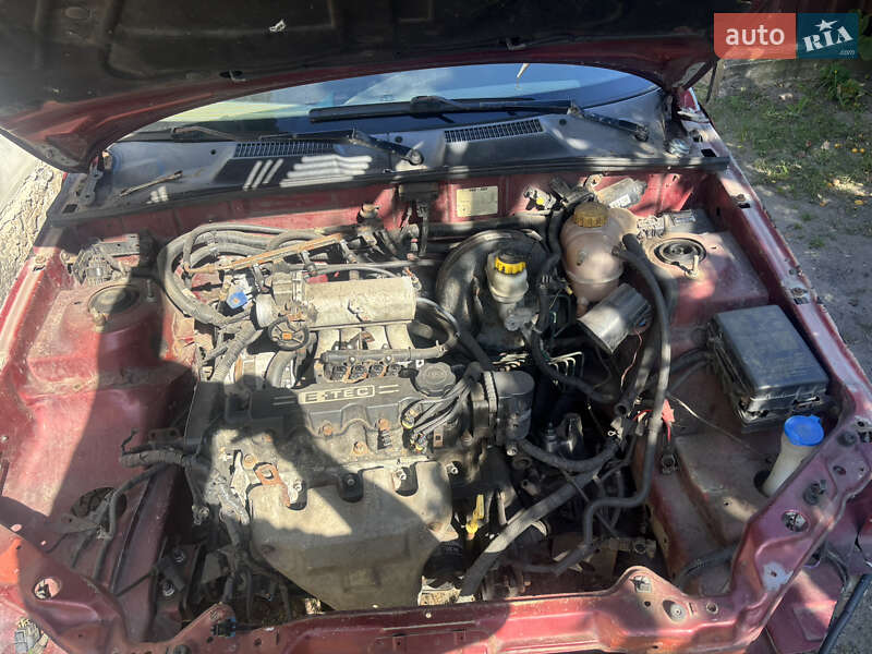 Седан Daewoo Lanos 2003 в Вышгороде