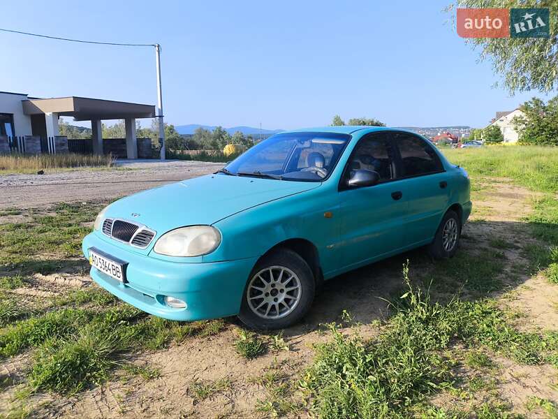 Седан Daewoo Lanos 1998 в 