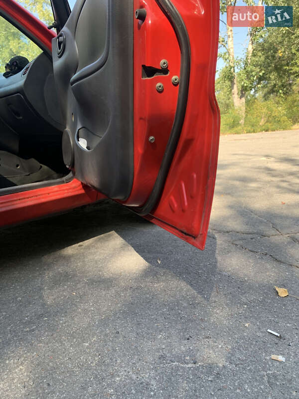 Седан Daewoo Lanos 1998 в Горишних Плавнях фото 18 Седан Daewoo Lanos 1998 в Горишних Плавнях