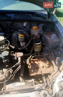 Седан Daewoo Lanos 2001 в Золочеве