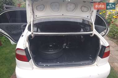 Седан Daewoo Lanos 2002 в 