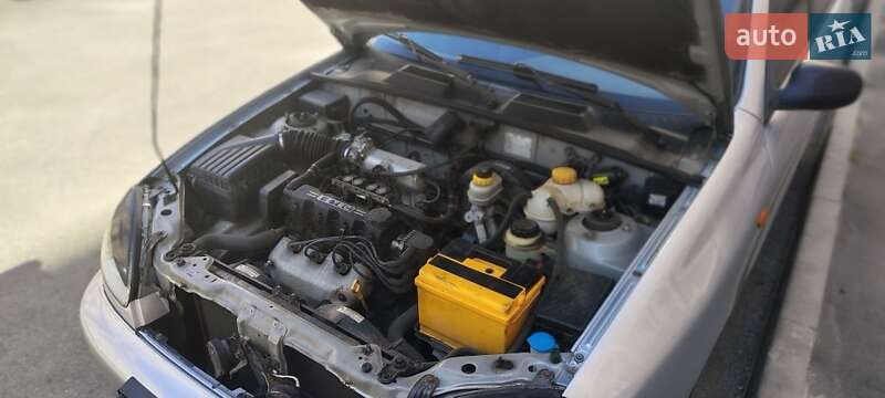 Хэтчбек Daewoo Lanos 2003 в Харькове