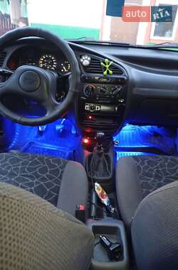 Седан Daewoo Lanos 2002 в 