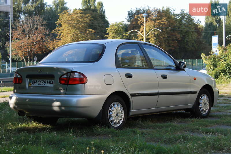 Седан Daewoo Lanos 2004 в Києві