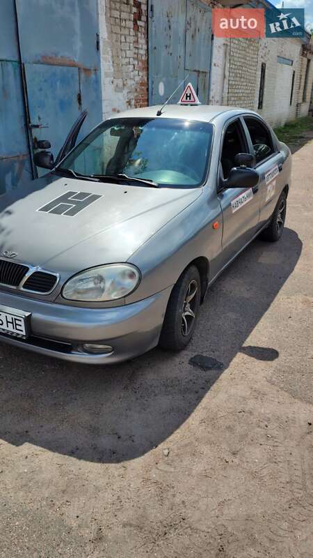 Седан Daewoo Lanos 2008 в Знаменке