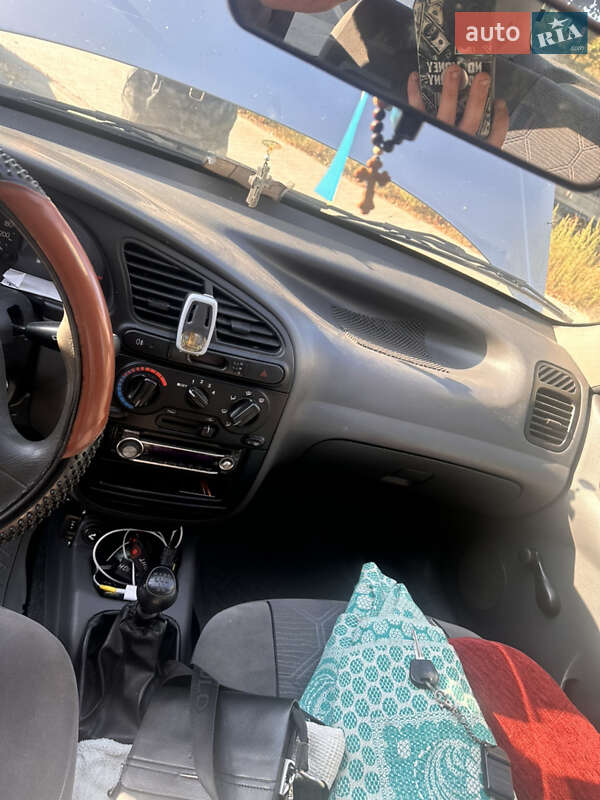 Седан Daewoo Lanos 2006 в Ровно