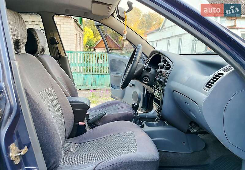 Седан Daewoo Lanos 2006 в Запоріжжі