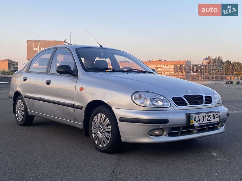 Седан Daewoo Lanos 2008 в Києві