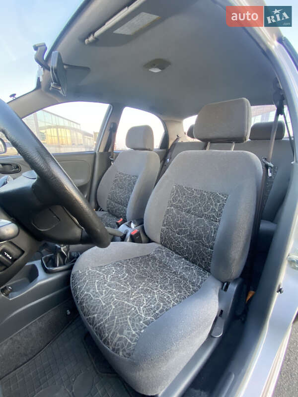 Седан Daewoo Lanos 2008 в Києві