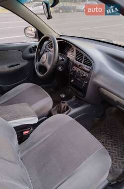 Седан Daewoo Lanos 2005 в 
