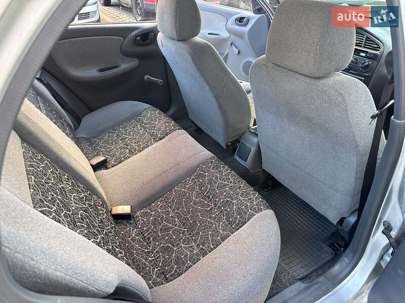 Седан Daewoo Lanos 2008 в Києві