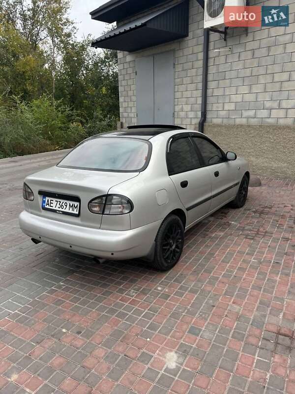 Седан Daewoo Lanos 2006 в Дніпрі