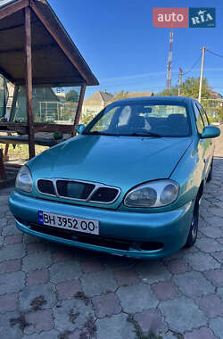 Седан Daewoo Lanos 1998 в 