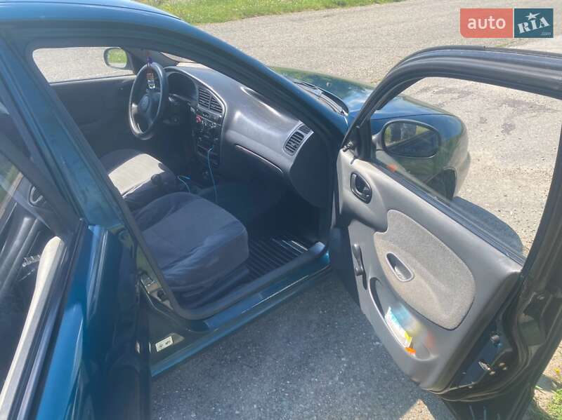 Седан Daewoo Lanos 2006 в Березане