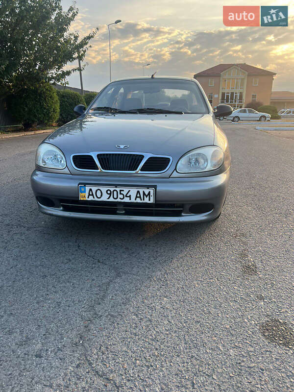 Седан Daewoo Lanos 2008 в 