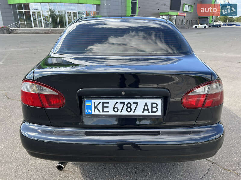 Седан Daewoo Lanos 2009 в Кривом Роге