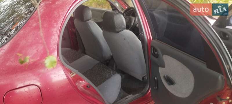 Седан Daewoo Lanos 2005 в Полтаві