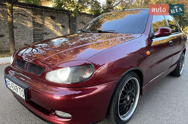 Седан Daewoo Lanos 2012 в 