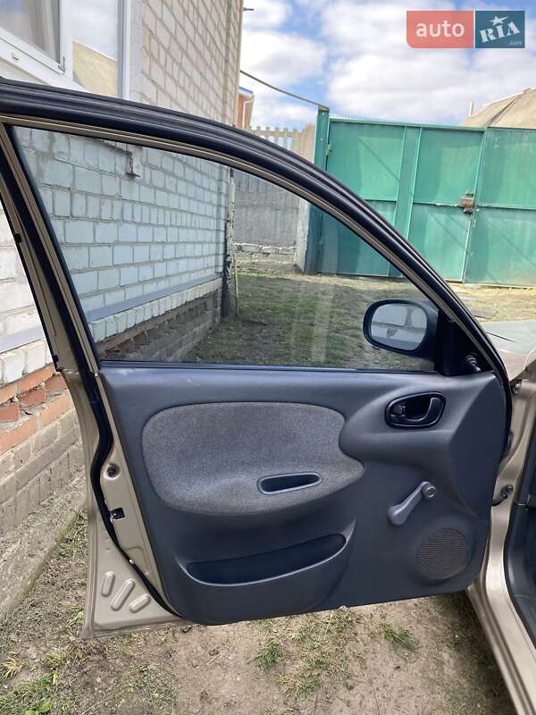 Седан Daewoo Lanos 2008 в Харкові