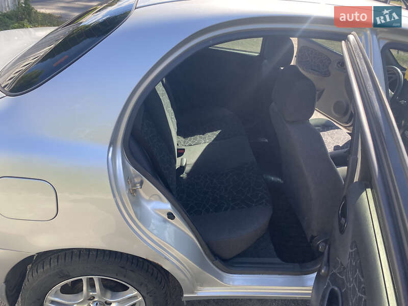 Седан Daewoo Lanos 2003 в Клавдиевом-Тарасове фото 5 Седан Daewoo Lanos 2003 в Клавдиевом-Тарасове