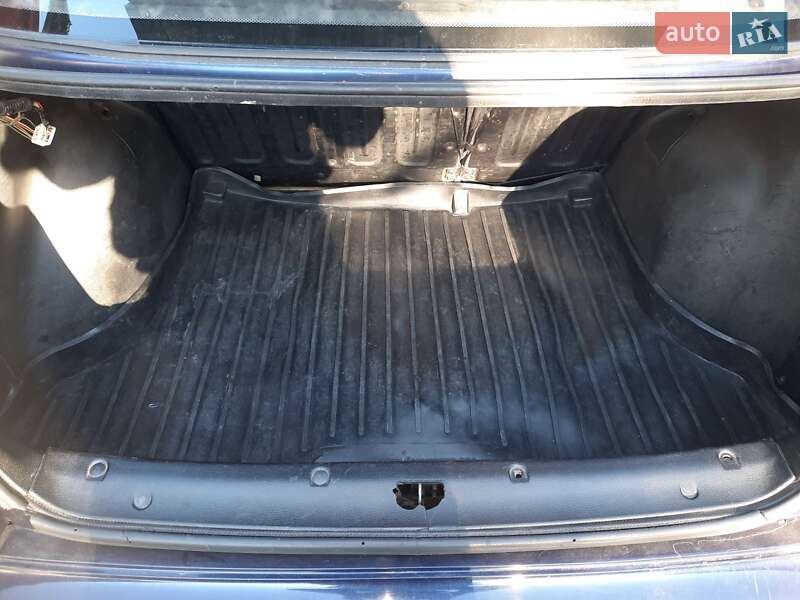 Седан Daewoo Lanos 2003 в Измаиле