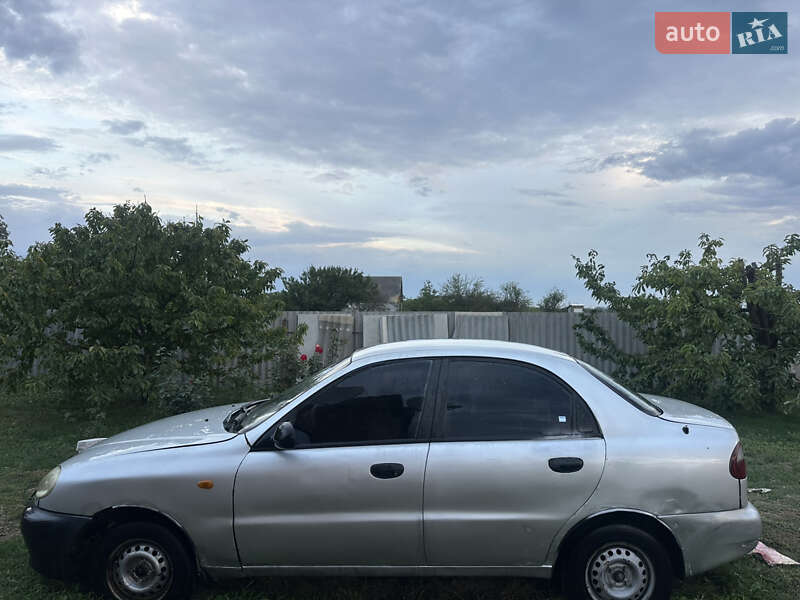 Седан Daewoo Lanos 1998 в Полтаве