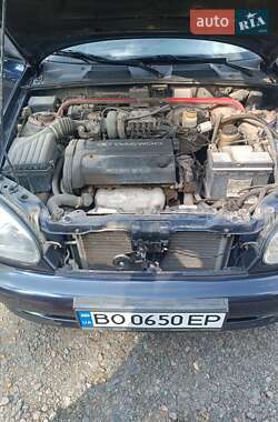 Седан Daewoo Lanos 2002 в 