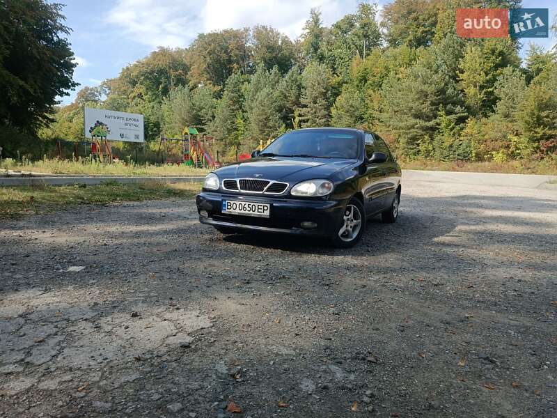 Седан Daewoo Lanos 2002 в 
