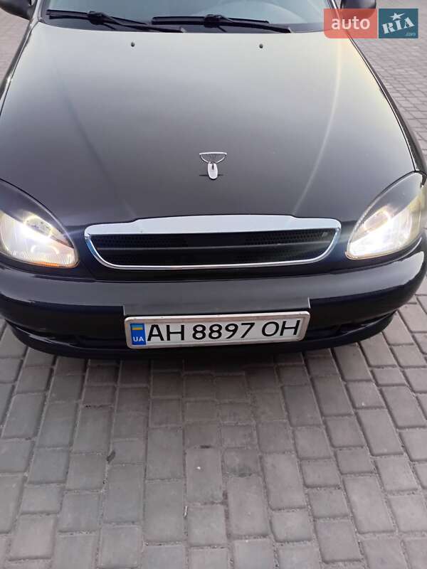 Седан Daewoo Lanos 2010 в Кривом Роге