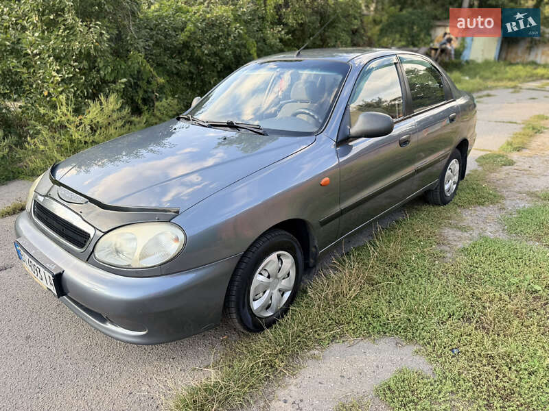 Седан Daewoo Lanos 2009 в Лубнах