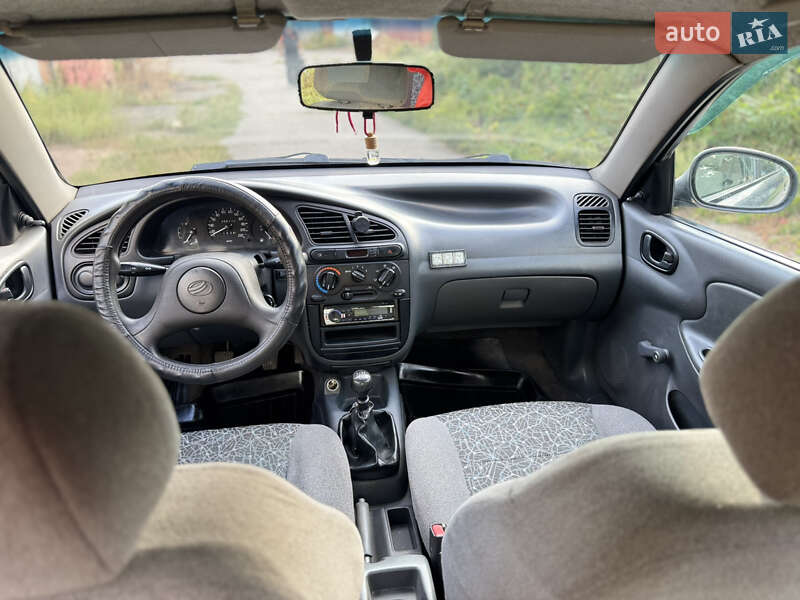 Седан Daewoo Lanos 2009 в Лубнах