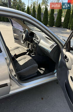 Седан Daewoo Lanos 2004 в 