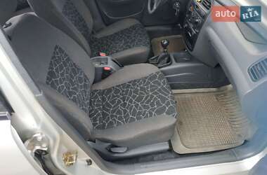 Седан Daewoo Lanos 2003 в 