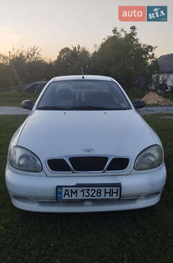 Седан Daewoo Lanos 2008 в Житомирі