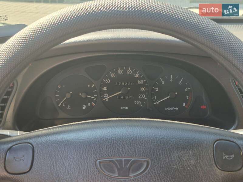Седан Daewoo Lanos 2004 в Солонке