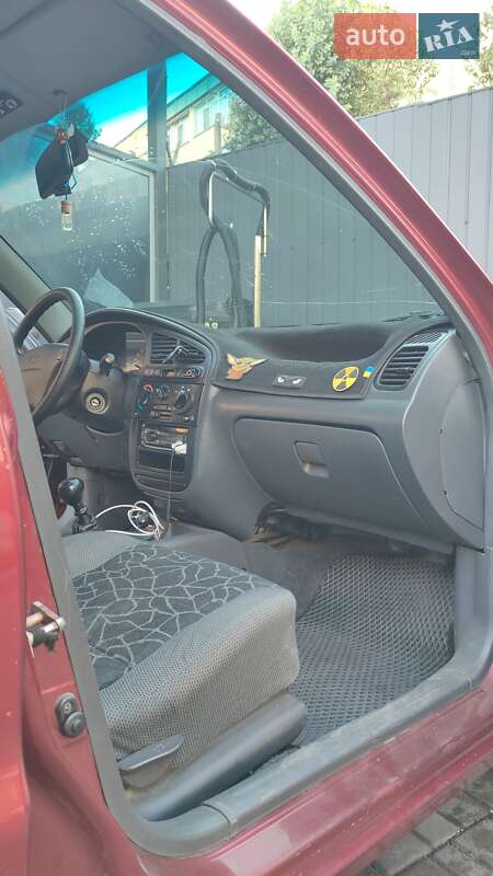 Седан Daewoo Lanos 2003 в Одессе