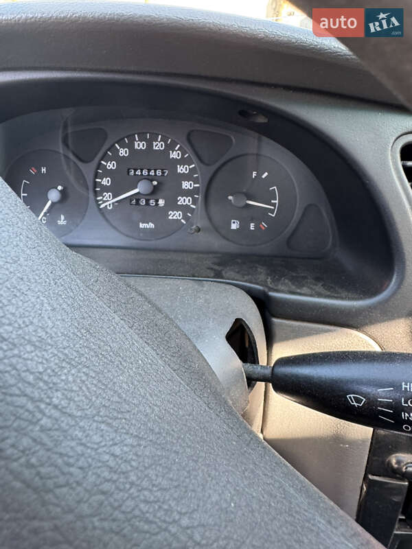 Седан Daewoo Lanos 2008 в Барышевке