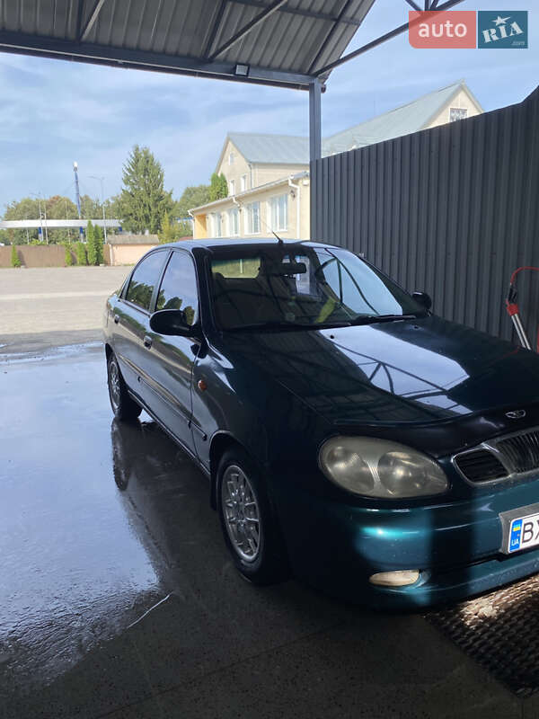 Седан Daewoo Lanos 2004 в Дунаївцях
