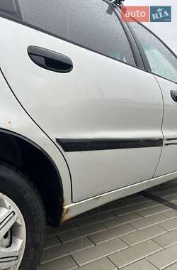 Хетчбек Daewoo Lanos 2004 в 