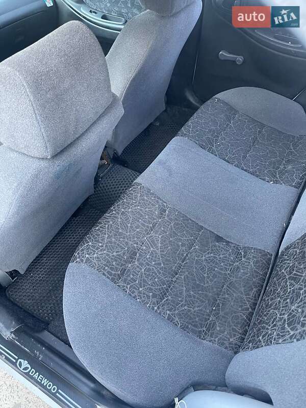 Седан Daewoo Lanos 1998 в Киеве